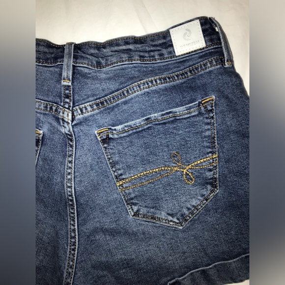 Levi’s Denizen from Mid Rise Shorts Size 7 W 28 - Picture 6 of 9